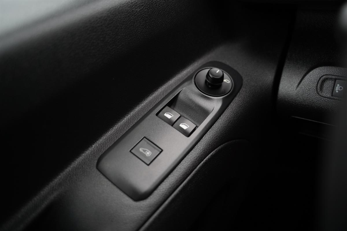 citroen-berlingo-2024-diesel-1499cc