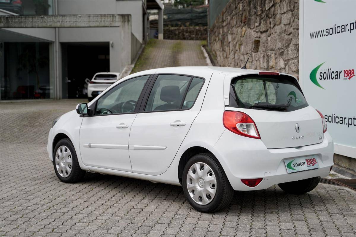 renault-clio-2012-diesel-1461cc