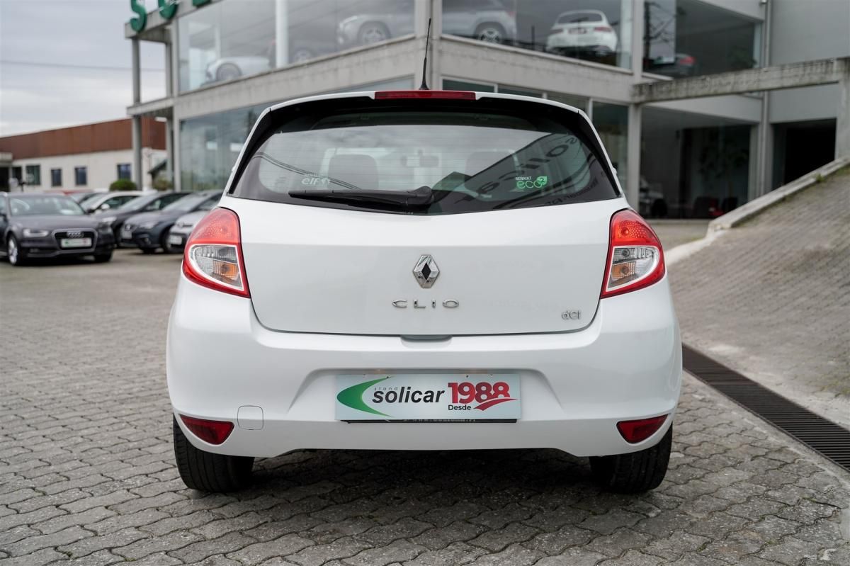 renault-clio-2012-diesel-1461cc