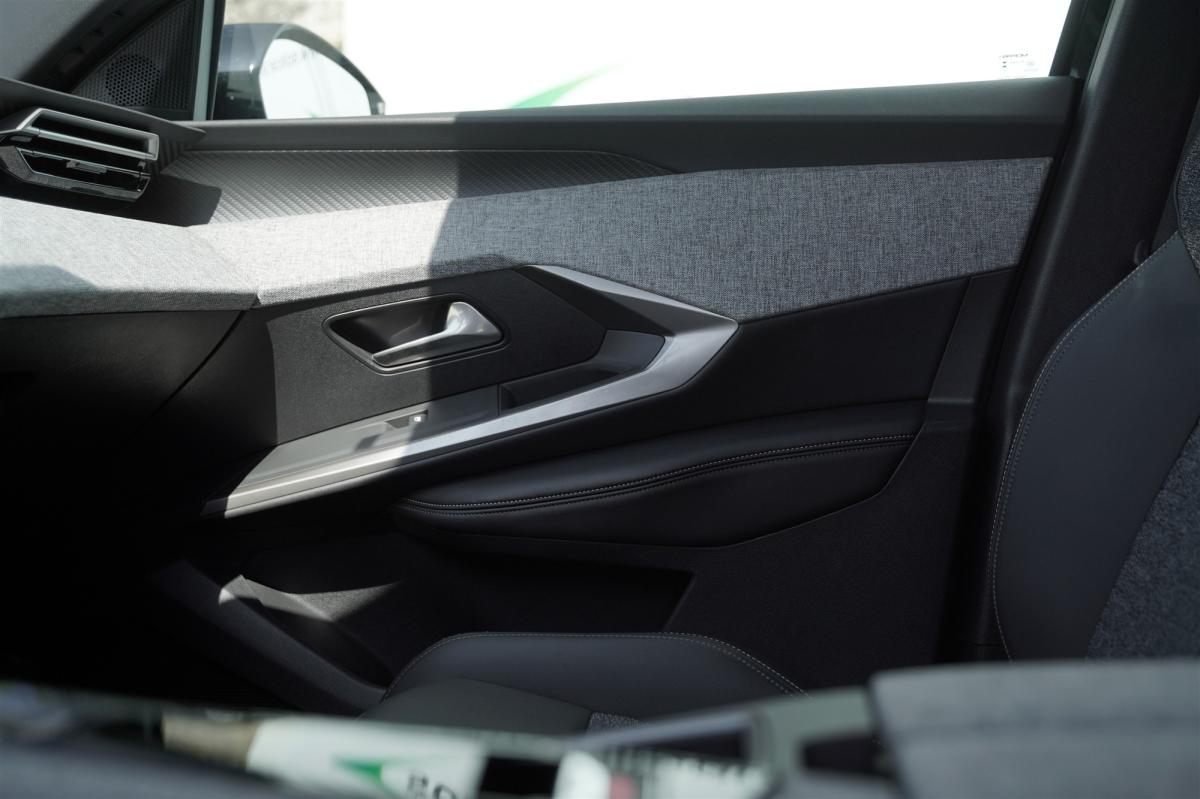 peugeot-3008-2025-gasolina-1199cc