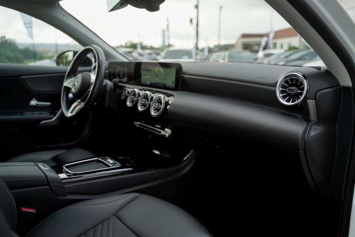 mercedes-benz-classe-a-2023-gasolina-1332cc