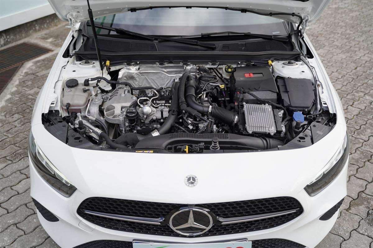 mercedes-benz-classe-a-2023-gasolina-1332cc