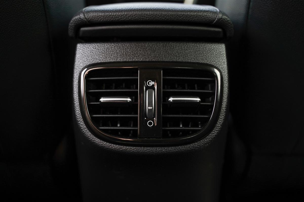 kia-xceed-2022-hibrido-a-gasolina-1580cc