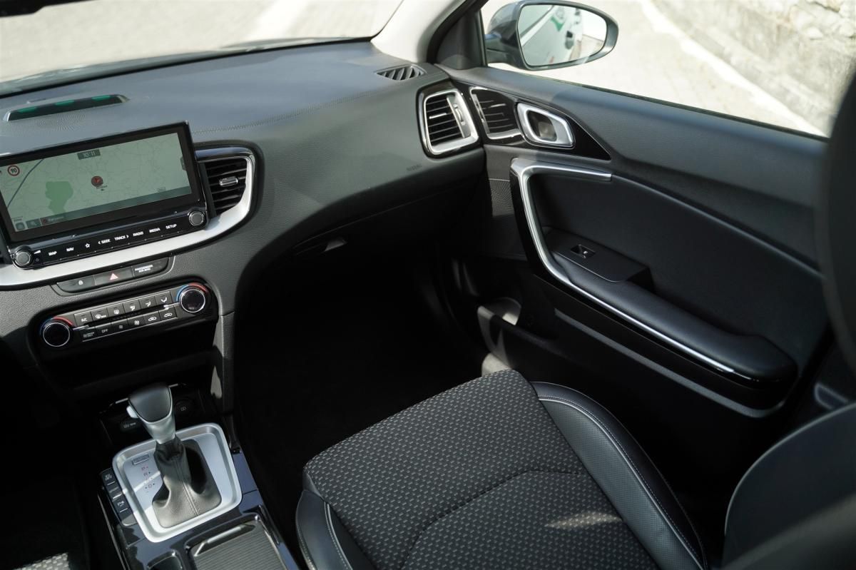 kia-xceed-2022-hibrido-a-gasolina-1580cc