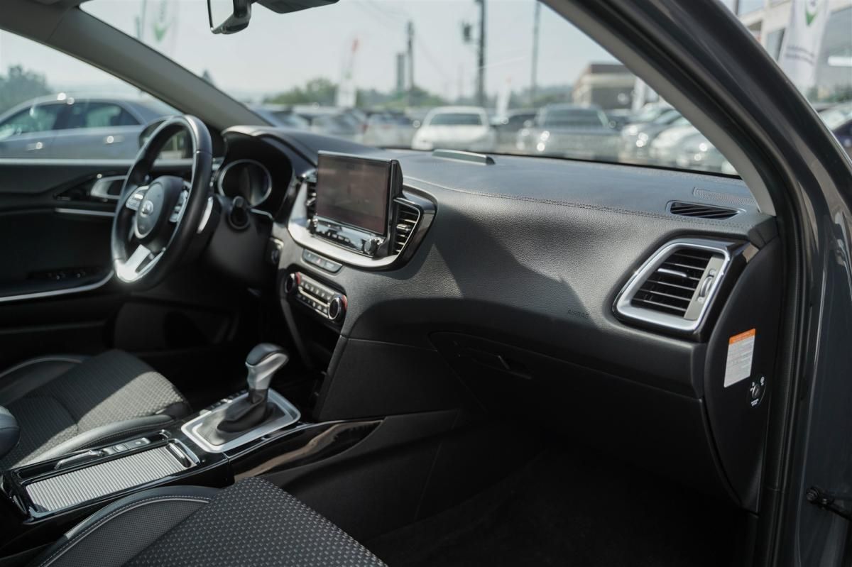 kia-xceed-2022-hibrido-a-gasolina-1580cc