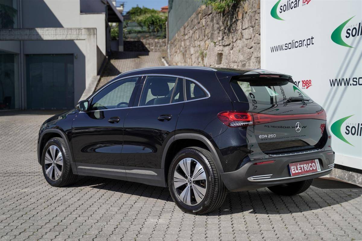 mercedes-benz-eqa-2022-eletrico-500cc