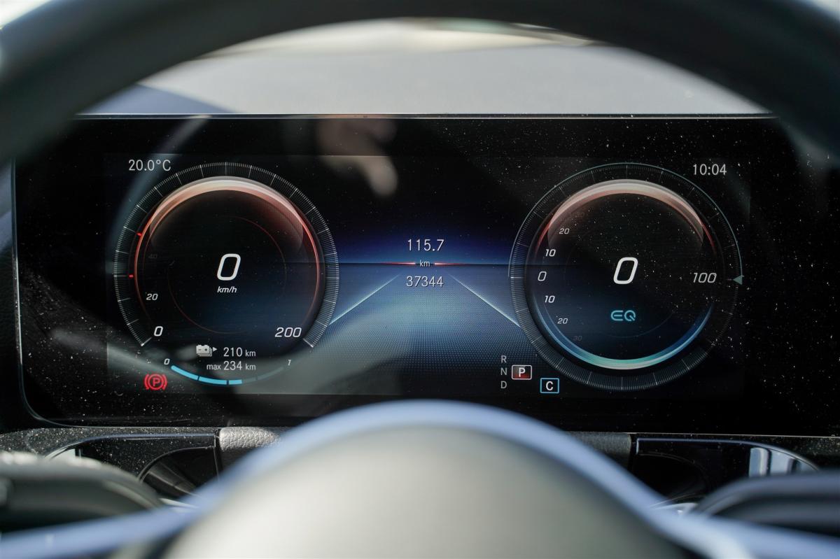 mercedes-benz-eqa-2022-eletrico-500cc