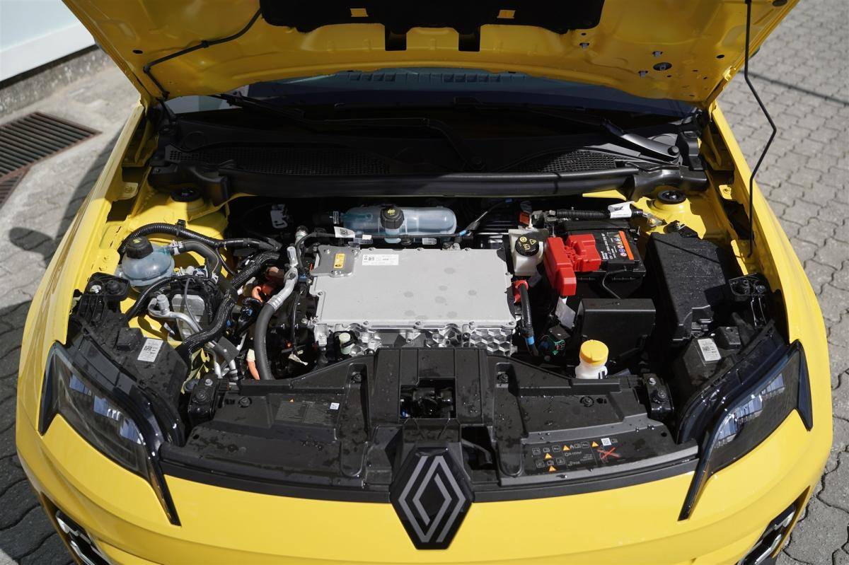 renault-5-e-tech-2025-eletrico-500cc