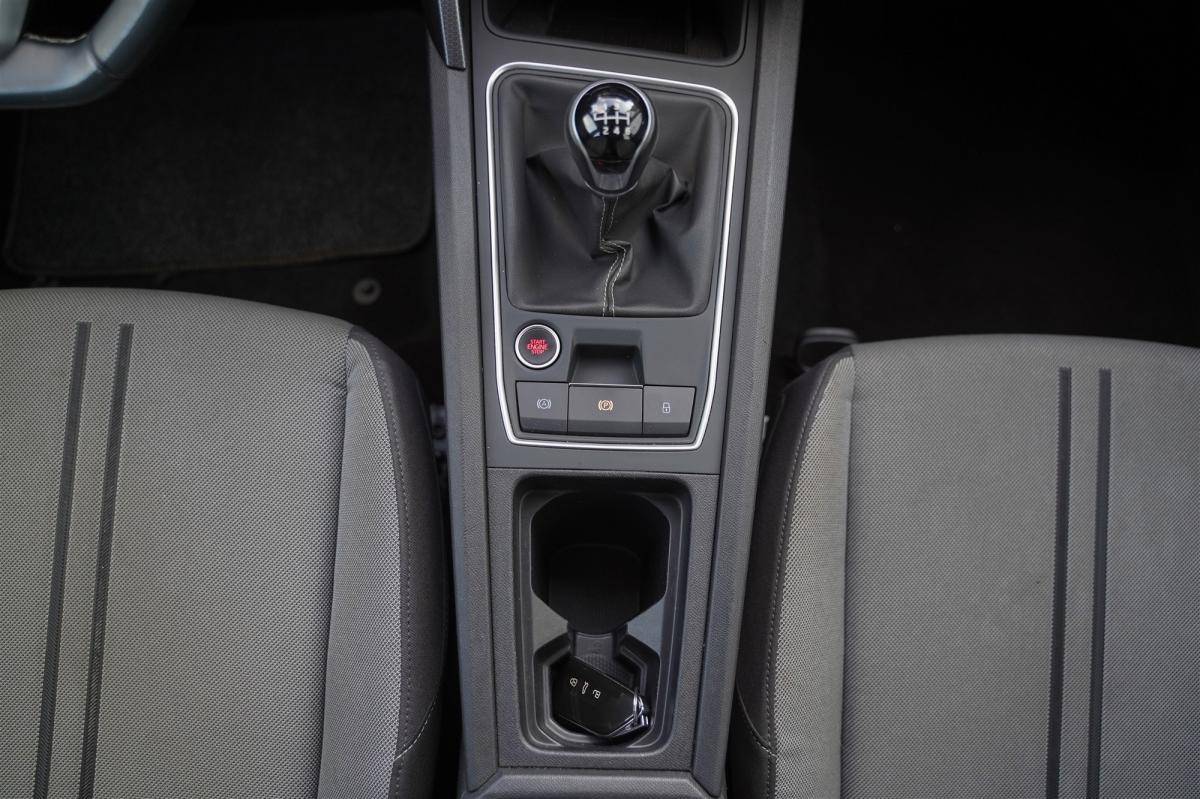 seat-leon-st-2022-gasolina-999cc