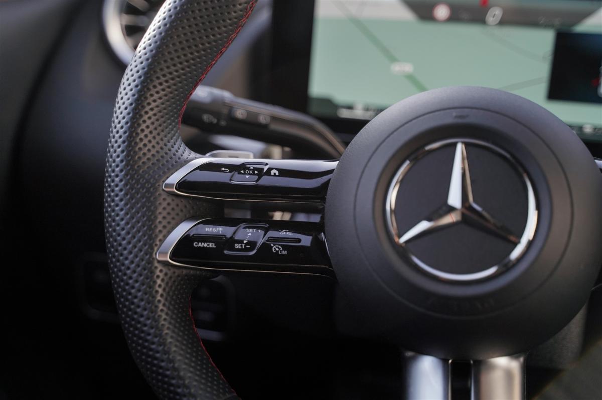 mercedes-benz-gla-2025-hibrido-a-gasolina-1332cc