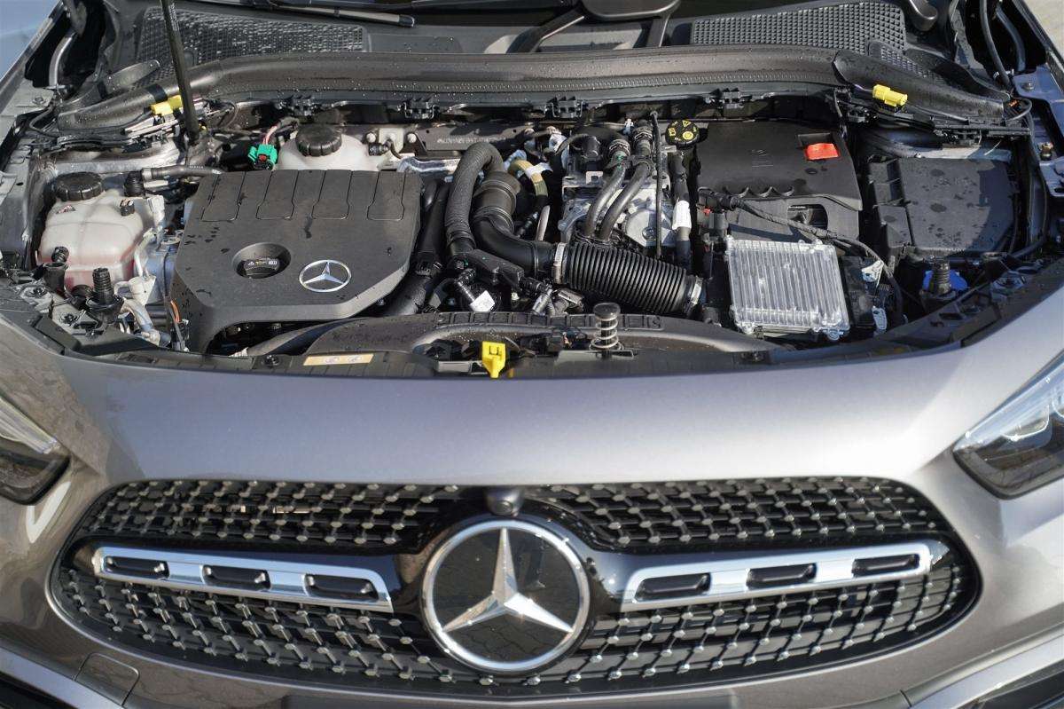 mercedes-benz-gla-2025-hibrido-a-gasolina-1332cc