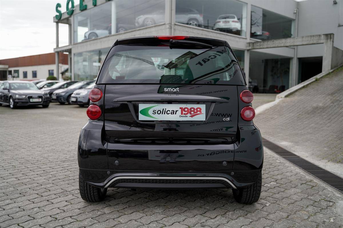 smart-fortwocoupe-2014-diesel-799cc