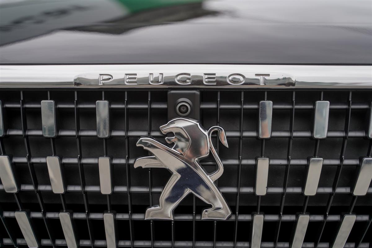 peugeot-3008-2017-diesel-1560cc