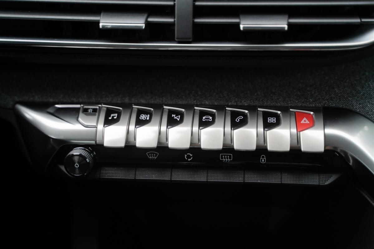 peugeot-3008-2017-diesel-1560cc
