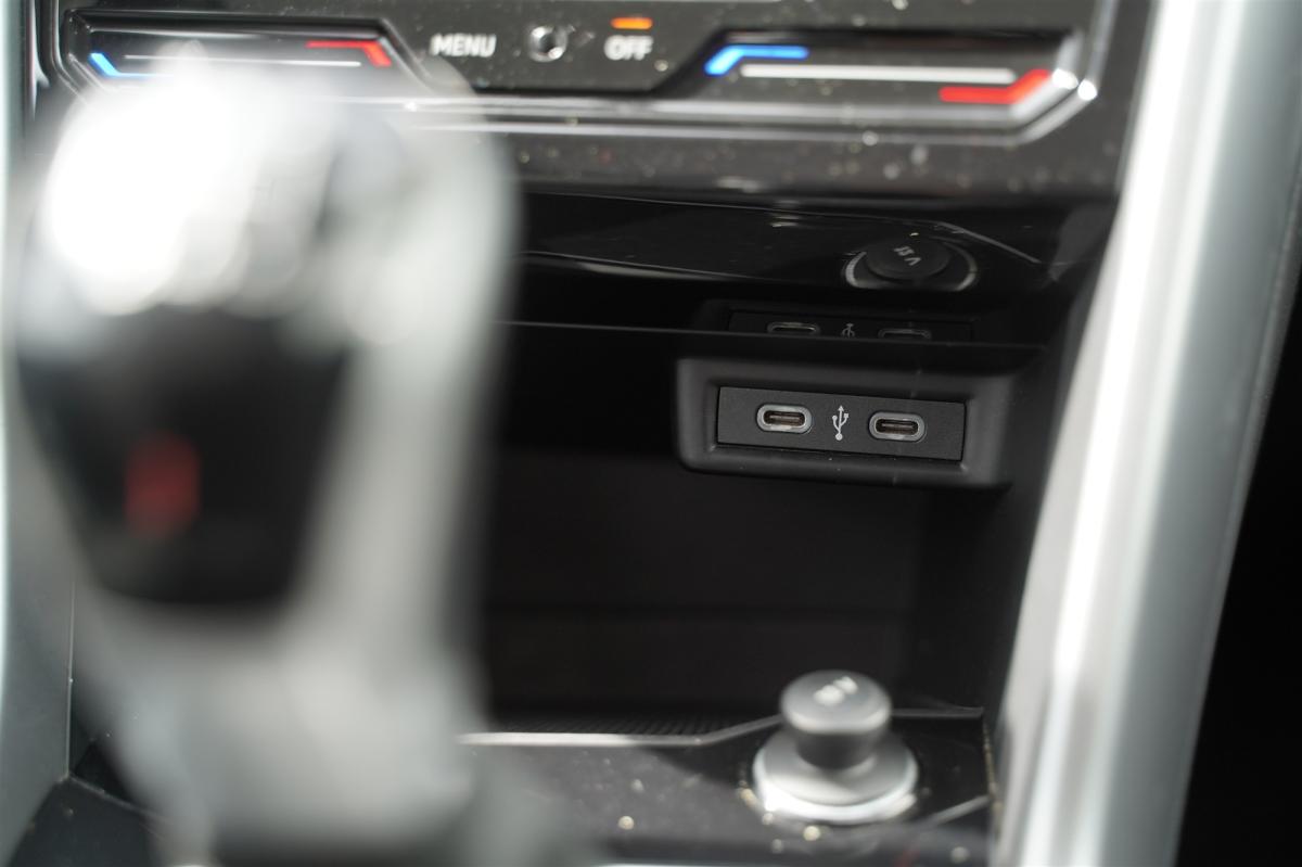 volkswagen-t-roc-2023-gasolina-999cc