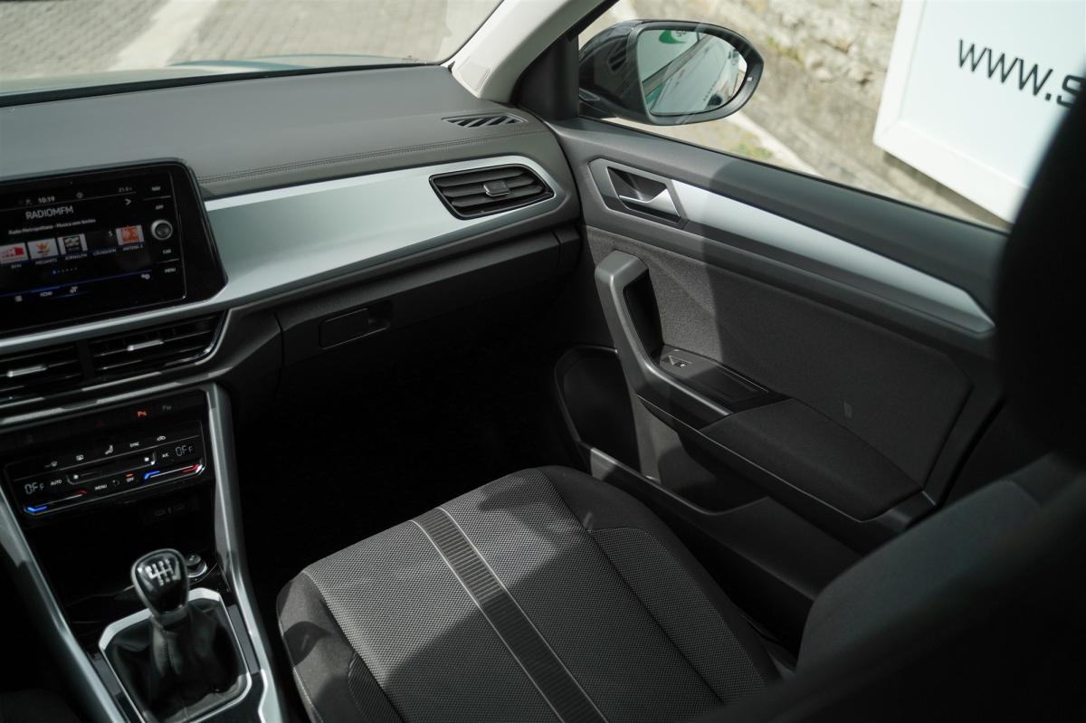 volkswagen-t-roc-2023-gasolina-999cc