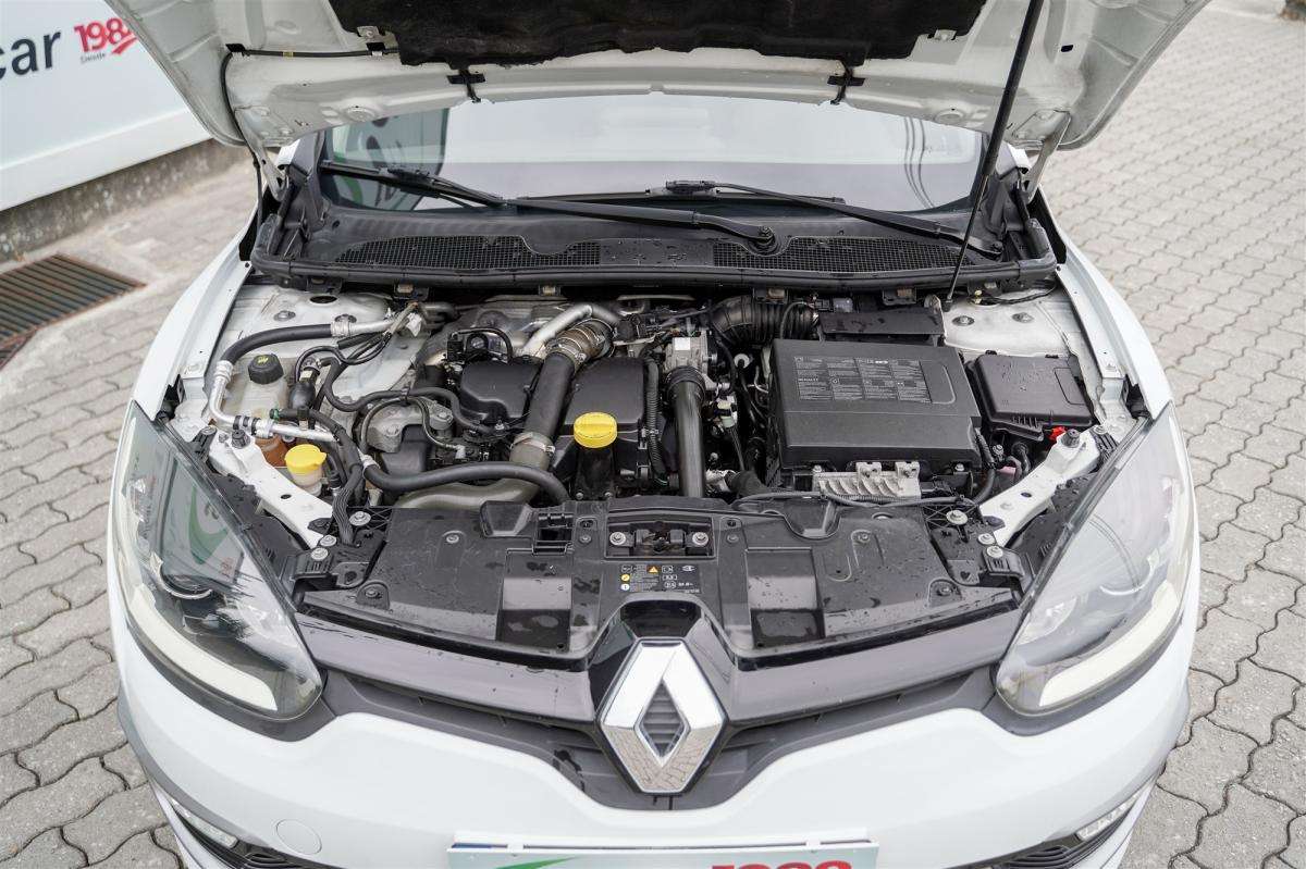 renault-megane-sport-tourer-2014-diesel-1461cc