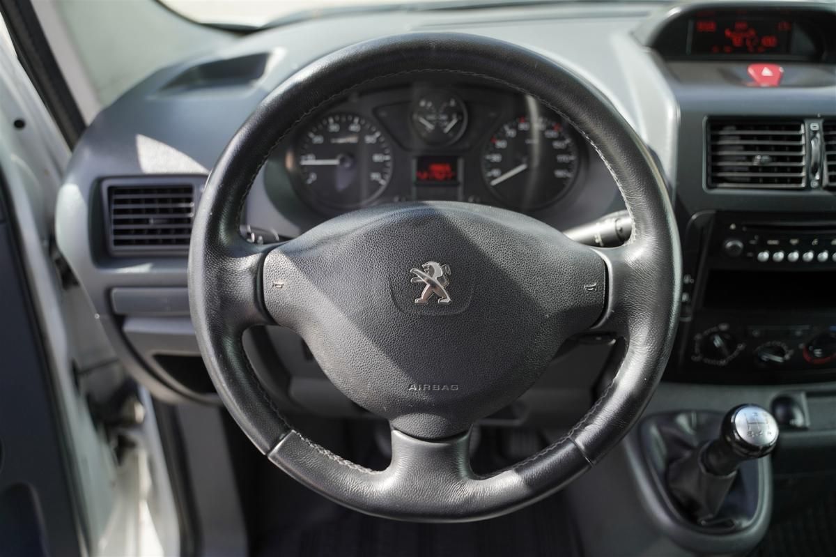 peugeot-expert-2016-diesel-1560cc