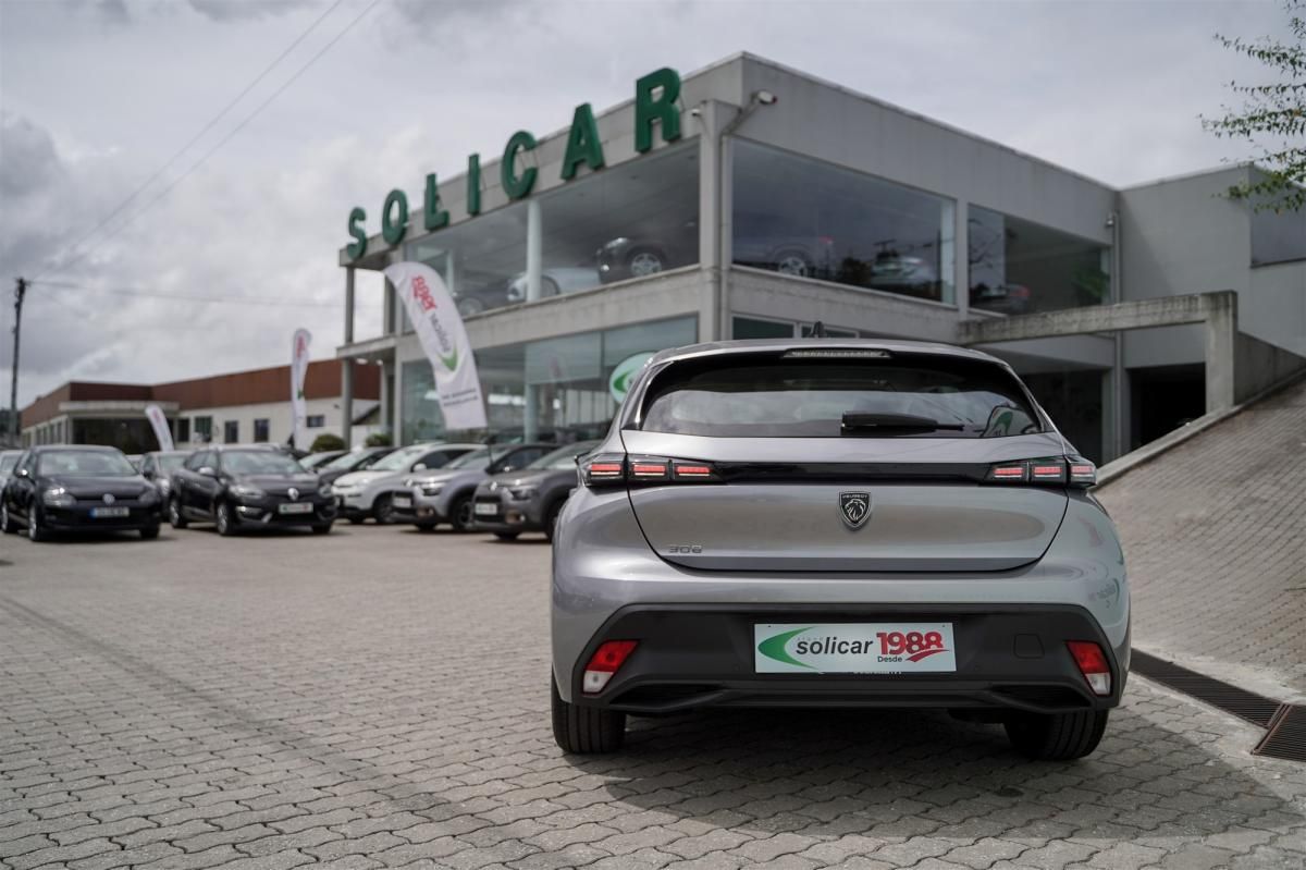 peugeot-308-2022-diesel-1499cc