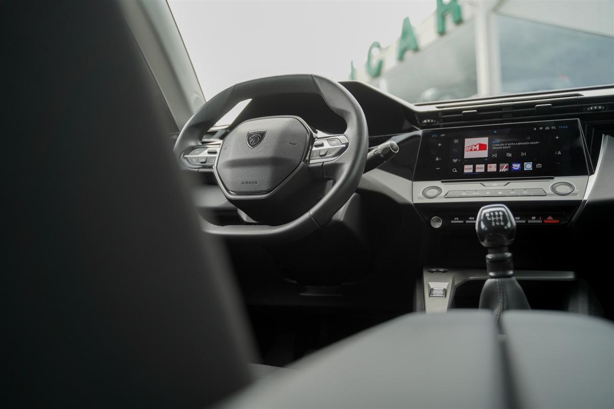peugeot-308-2022-diesel-1499cc