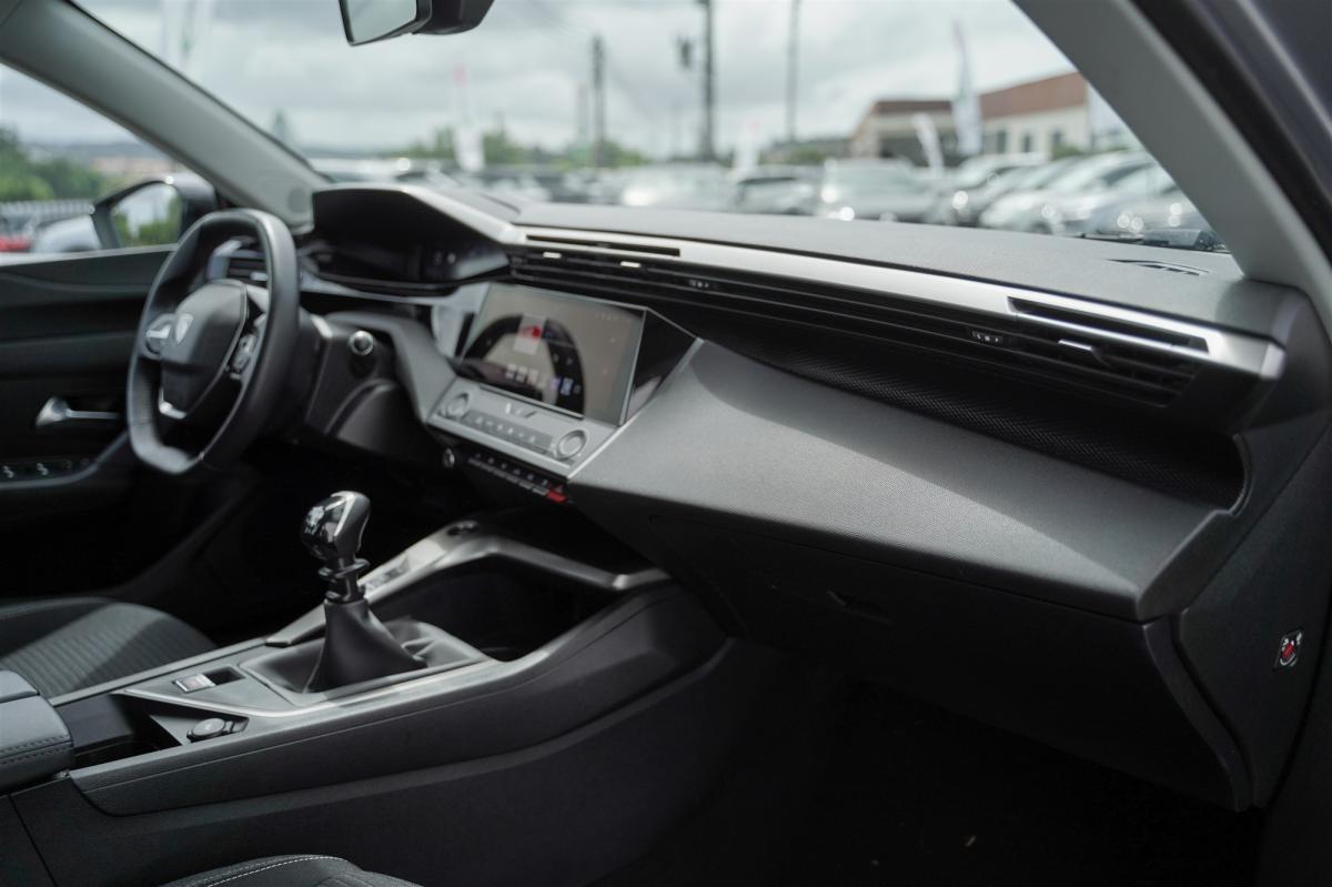 peugeot-308-2022-diesel-1499cc