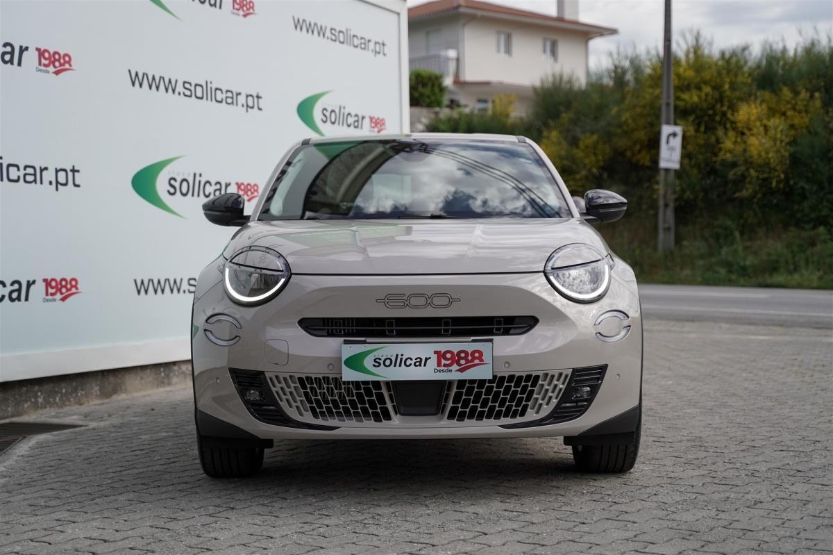 fiat-600-2025-gasolina-1199cc