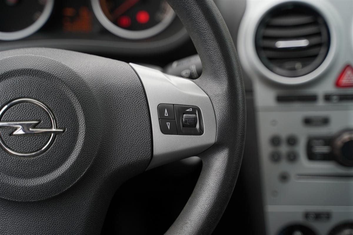 opel-corsa-2011-diesel-1248cc