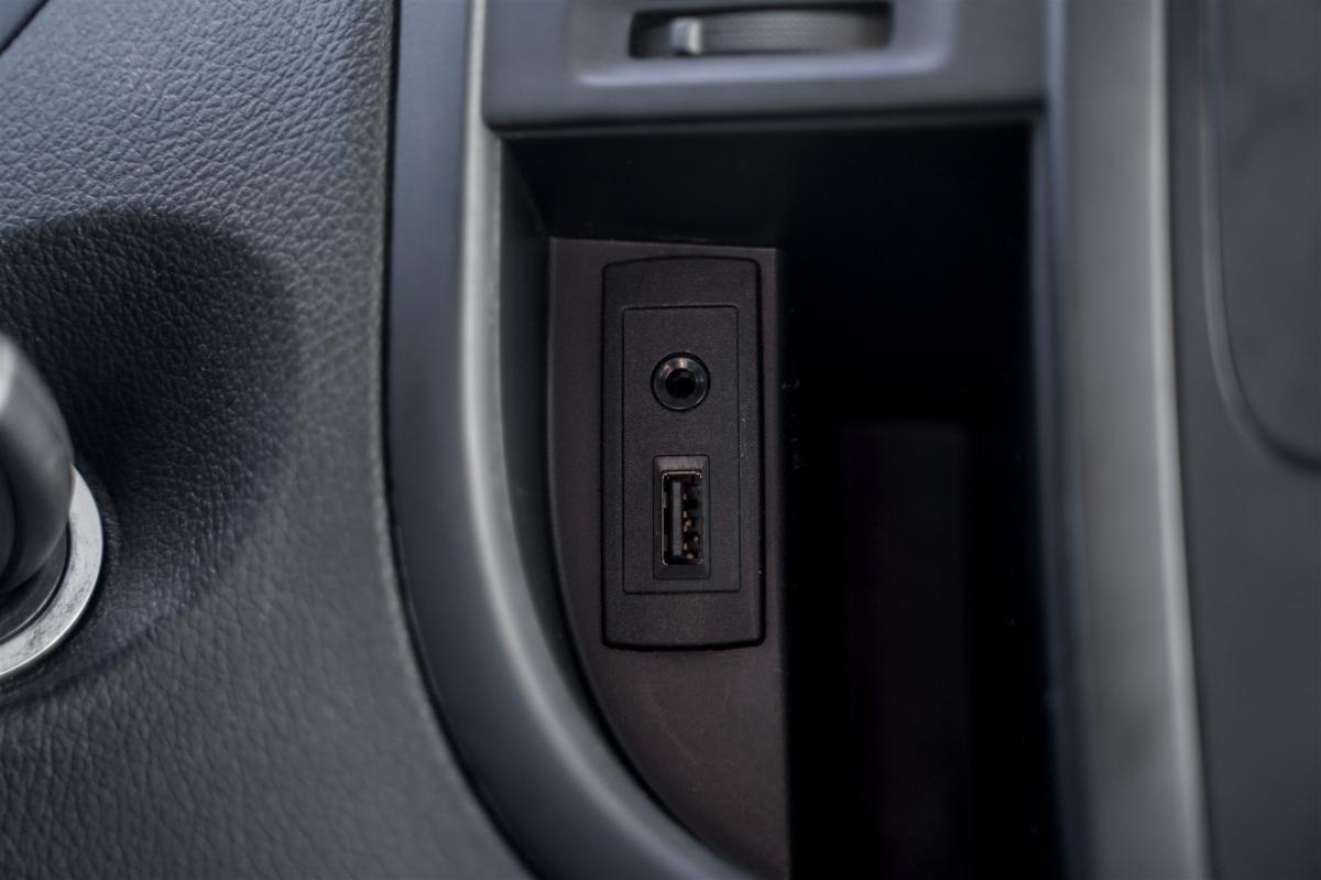mercedes-benz-vito-2021-diesel-1749cc