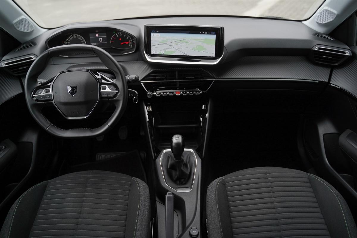 peugeot-208-2024-gasolina-1199cc