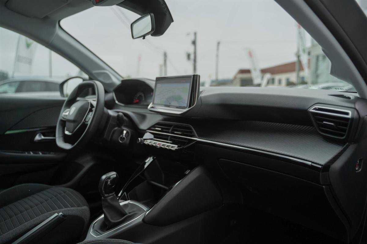 peugeot-208-2024-gasolina-1199cc