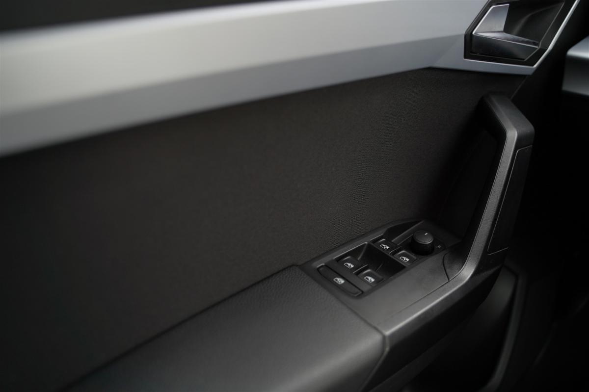 seat-arona-2023-gasolina-999cc