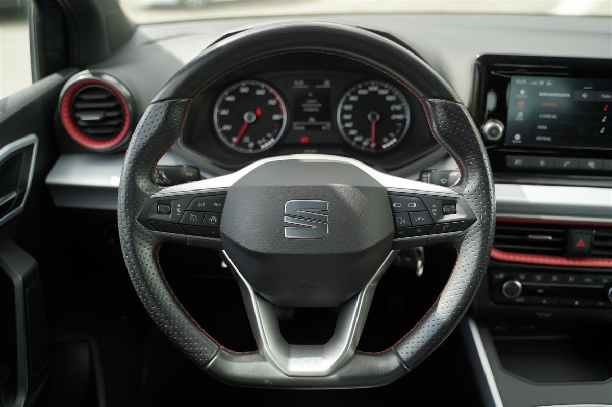 seat-arona-2023-gasolina-999cc
