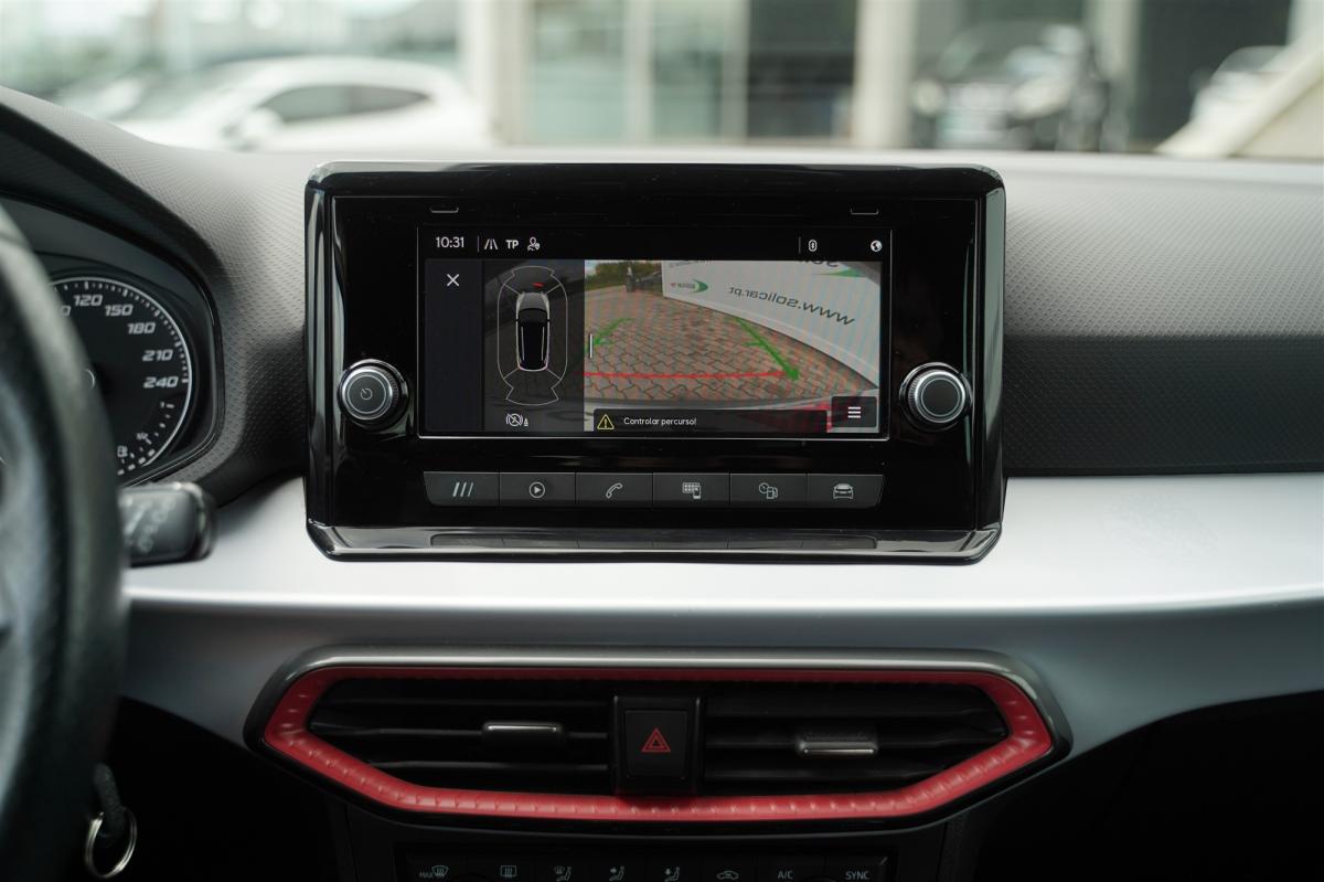 seat-arona-2023-gasolina-999cc