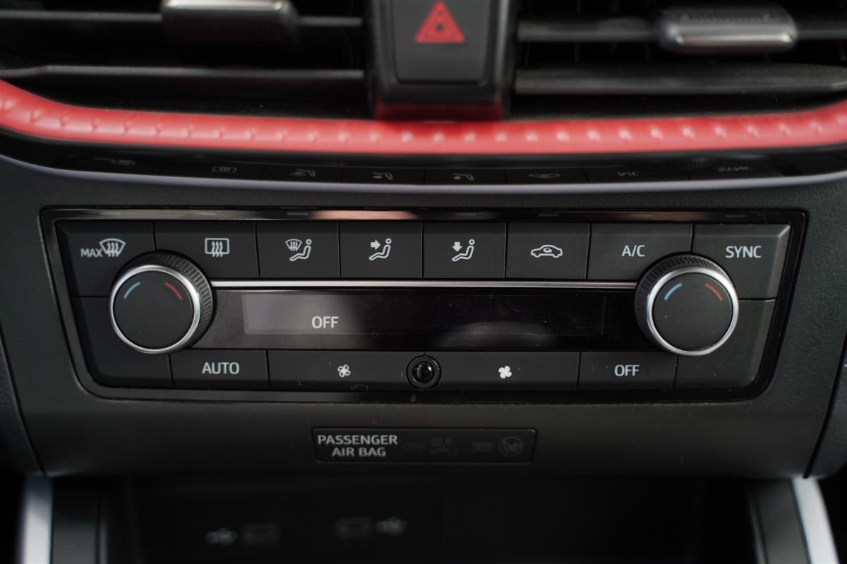 seat-arona-2023-gasolina-999cc