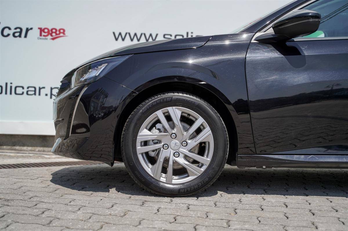 peugeot-208-2021-gasolina-1199cc