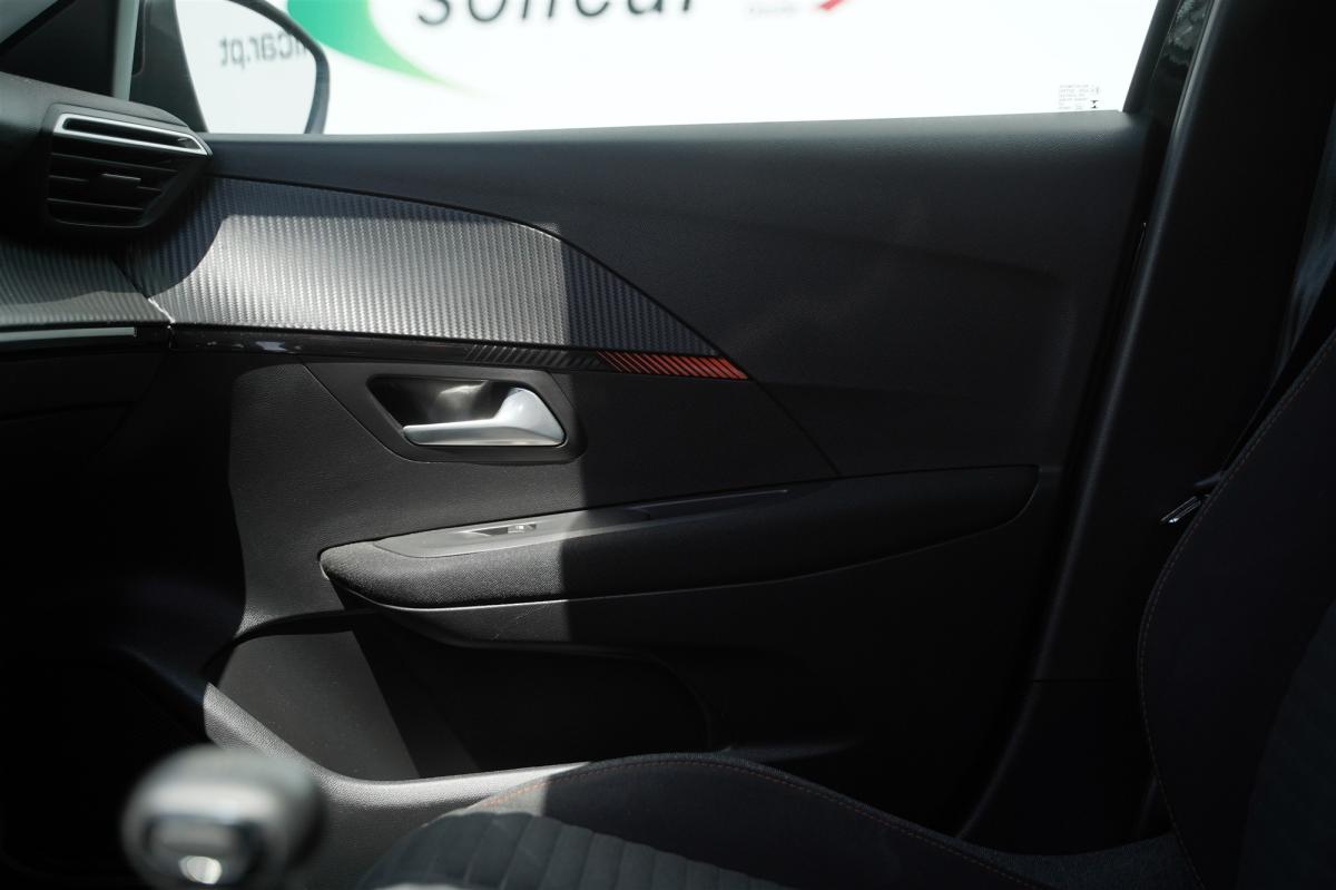 peugeot-208-2021-gasolina-1199cc