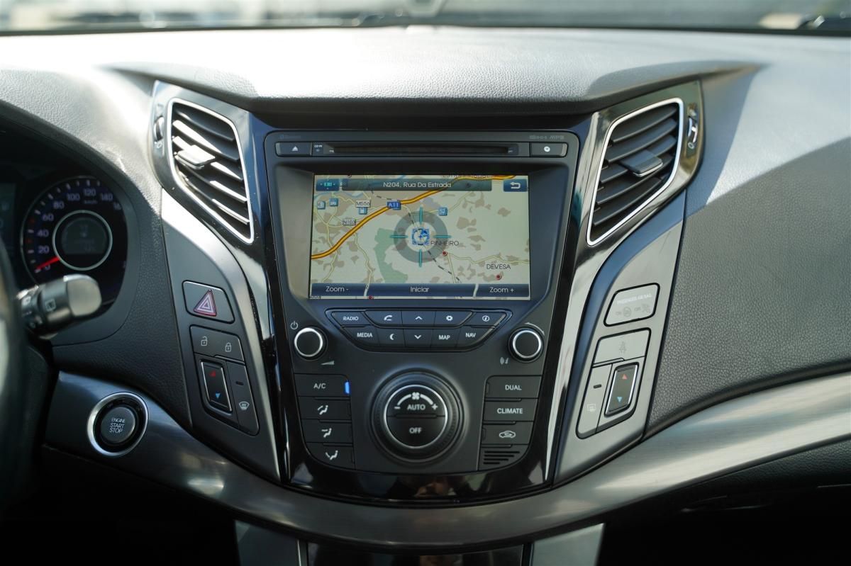 hyundai-i40-sw-2012-diesel-1685cc