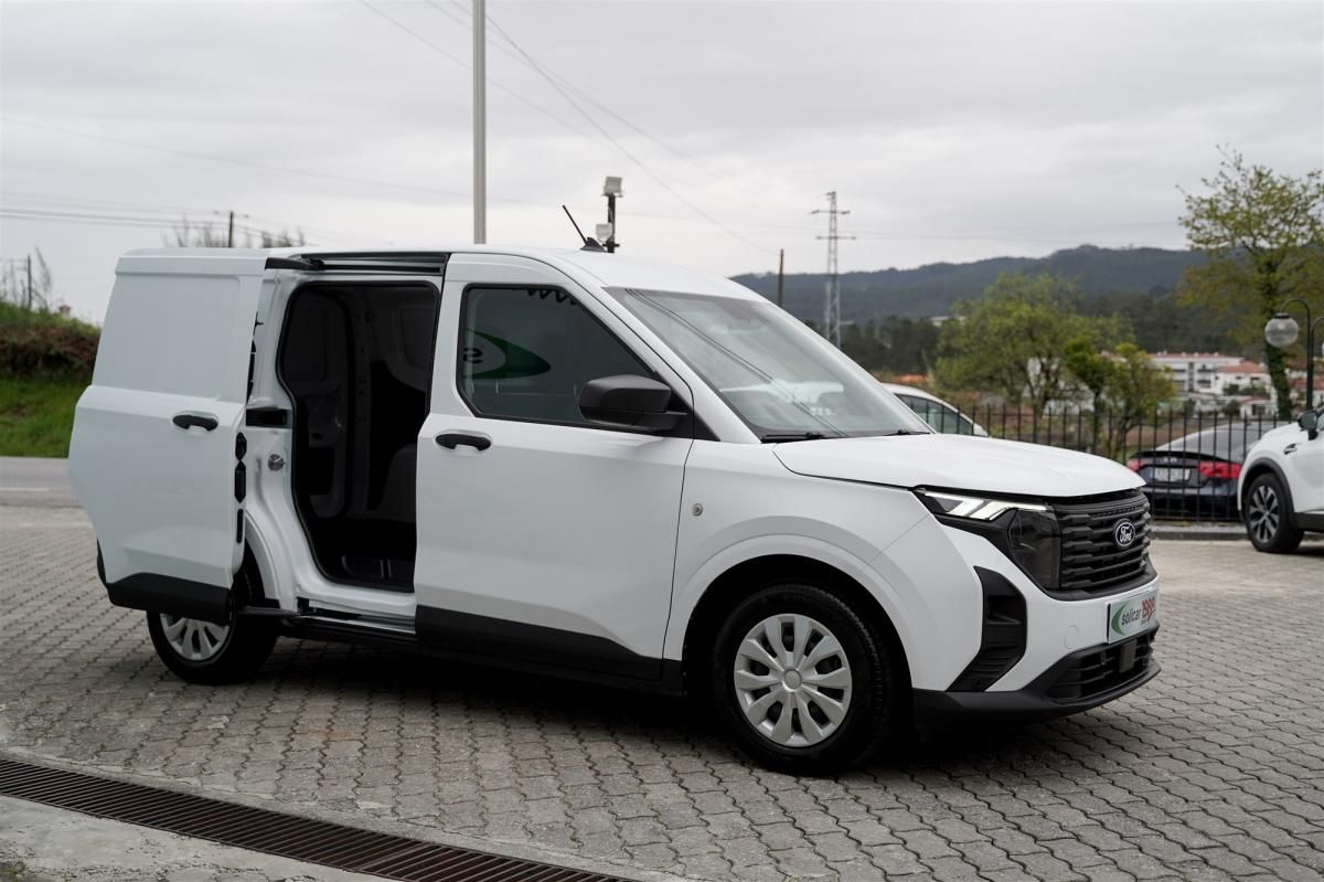 ford-transit-courier-2024-diesel-1499cc