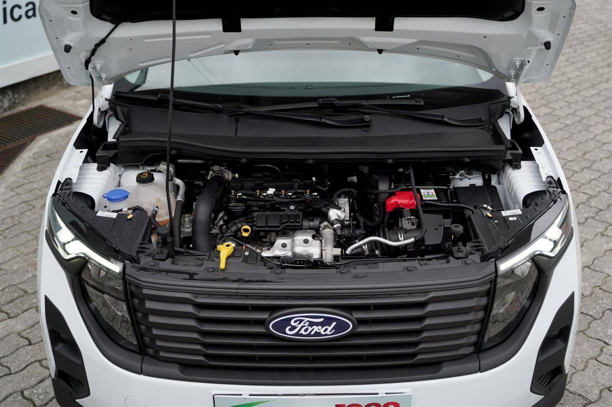 ford-transit-courier-2024-diesel-1499cc