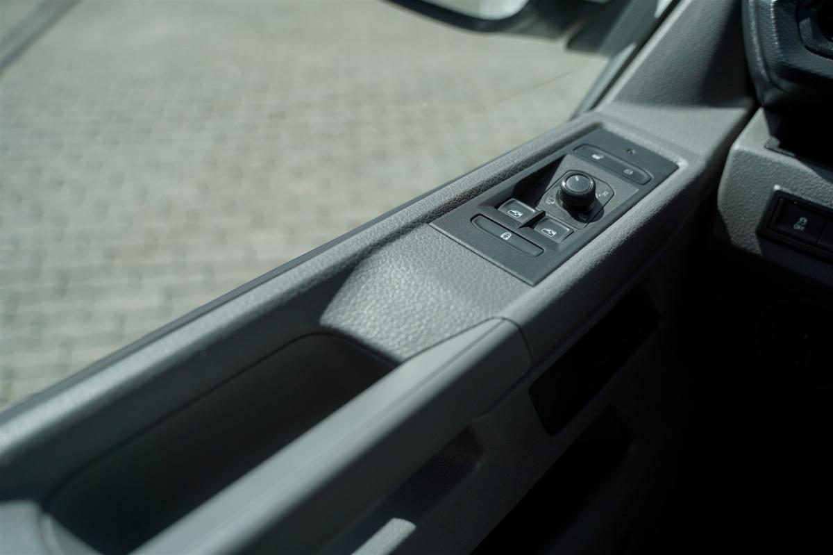 volkswagen-caravelle-2020-diesel-1968cc