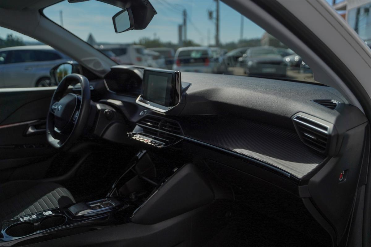 peugeot-208-2022-eletrico-500cc