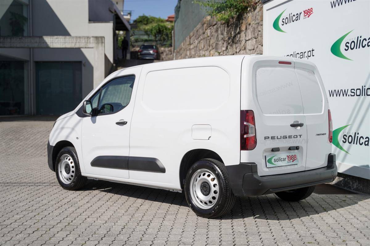 peugeot-partner-2024-diesel-1499cc