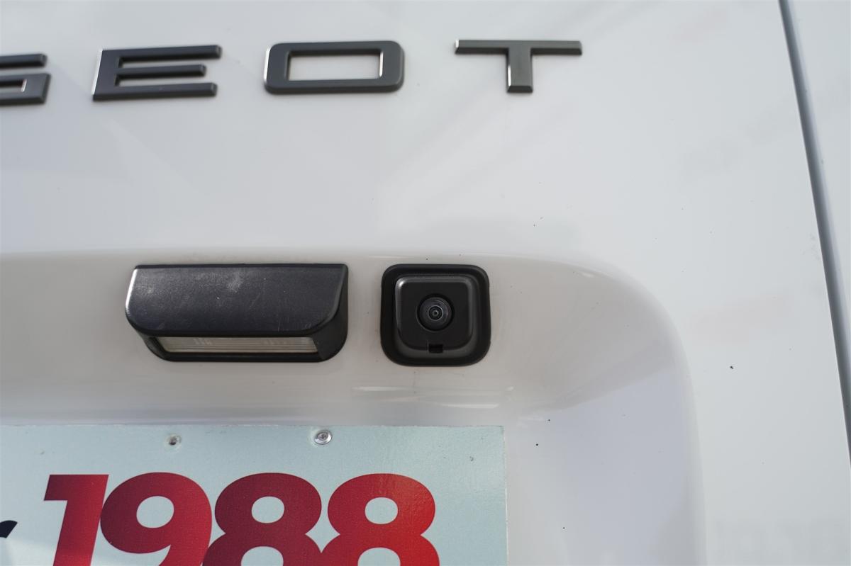 peugeot-partner-2024-diesel-1499cc