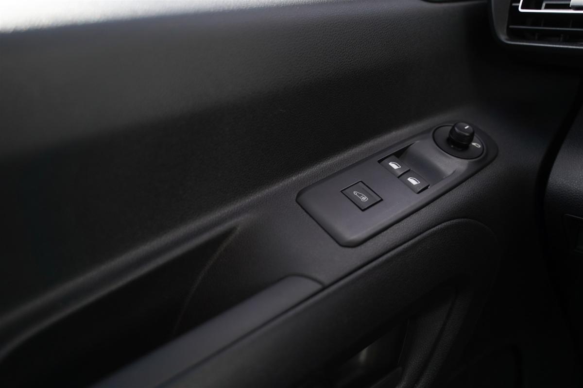 peugeot-partner-2024-diesel-1499cc