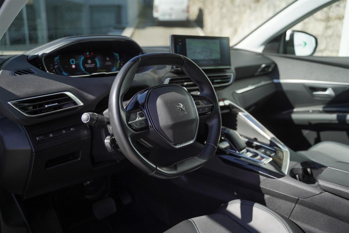 peugeot-3008-2021-hibrido-a-gasolina-1598cc