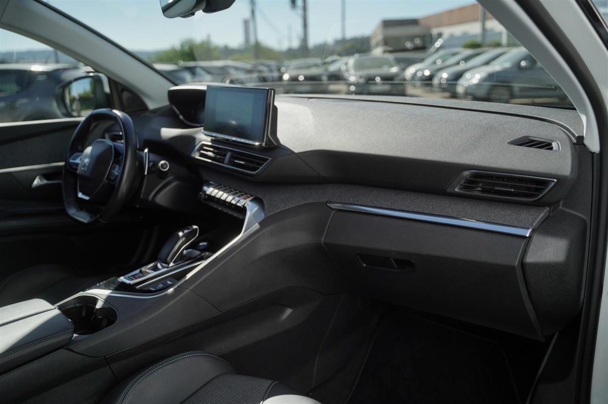 peugeot-3008-2021-hibrido-a-gasolina-1598cc