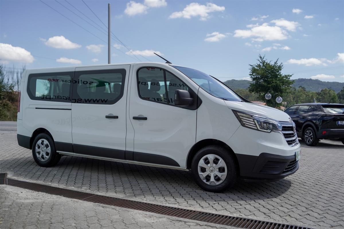 renault-trafic-2023-diesel-1997cc