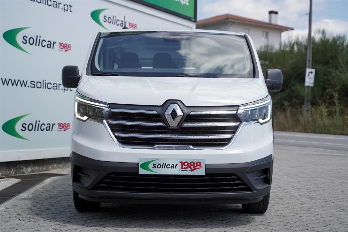 renault-trafic-2023-diesel-1997cc