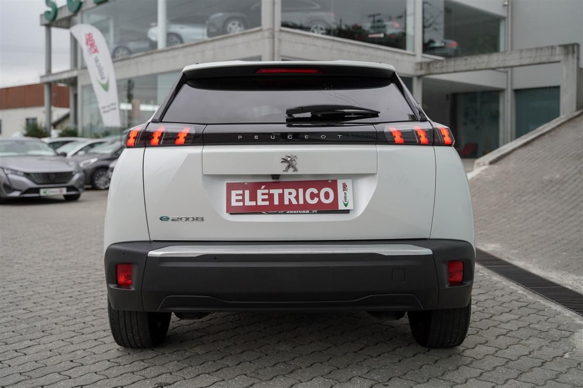peugeot-2008-2023-eletrico-0cc