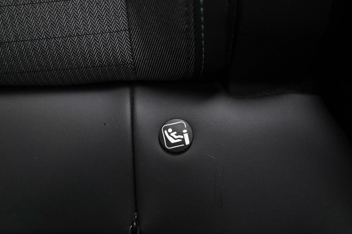 peugeot-2008-2023-eletrico-0cc